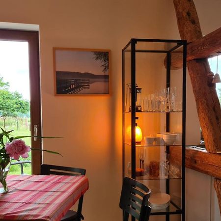 Ferienwohnung Peetsch Am See Миров Екстериор снимка
